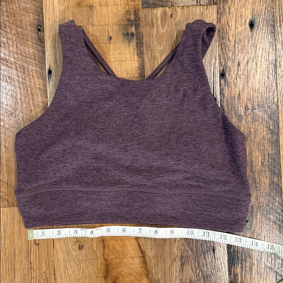 Vuori Purple Sports Bra medium. Purple - Picture 7 of 8
